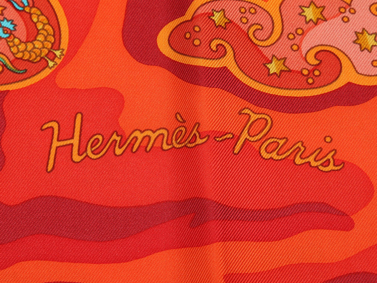 Hermès Nuées Imaginaires Silk Scarf 90cm - Image 3