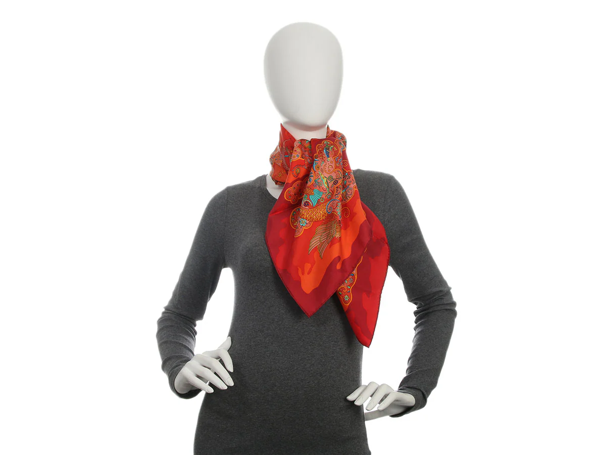 Hermès Nuées Imaginaires Silk Scarf 90cm - Image 6