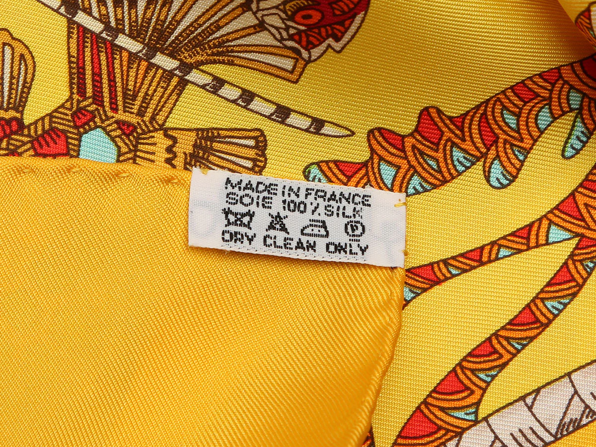 Hermès Grands Fonds Fish Silk Scarf 90cm - Image 4