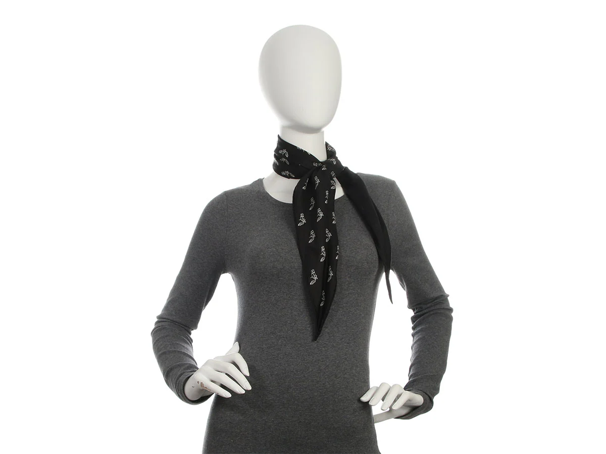 Hermès Black Silk Jacquard Losange Scarf - Image 6