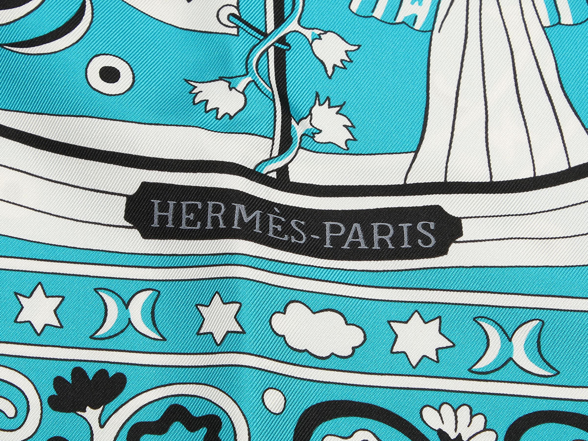 Hermès Peuple du Vent Silk Scarf GM - Image 3