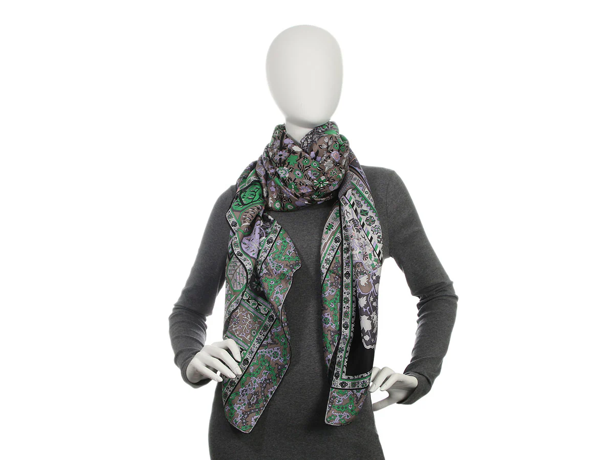 Hermès Tapis Persans Silk Scarf GM - Image 5