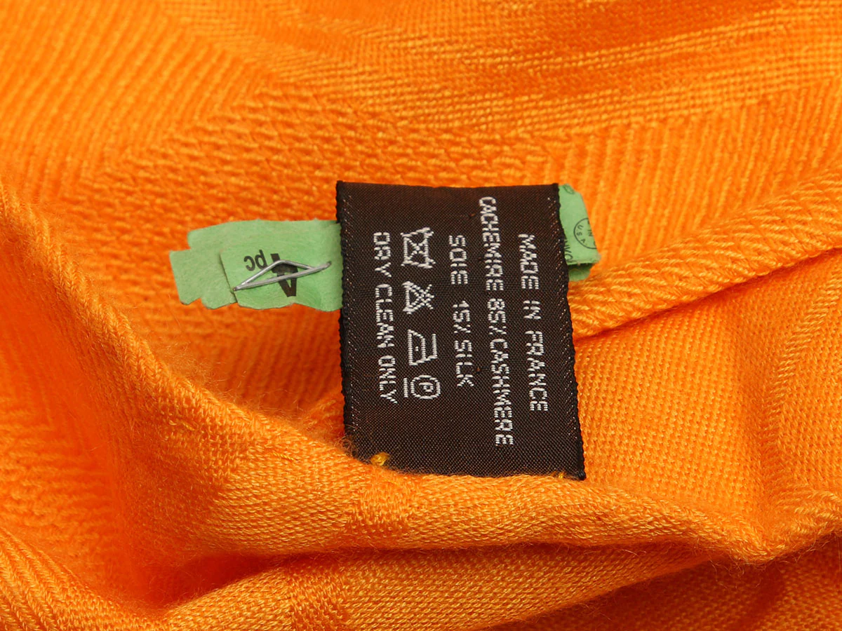 Hermès Orange New Libris Stole - Image 3