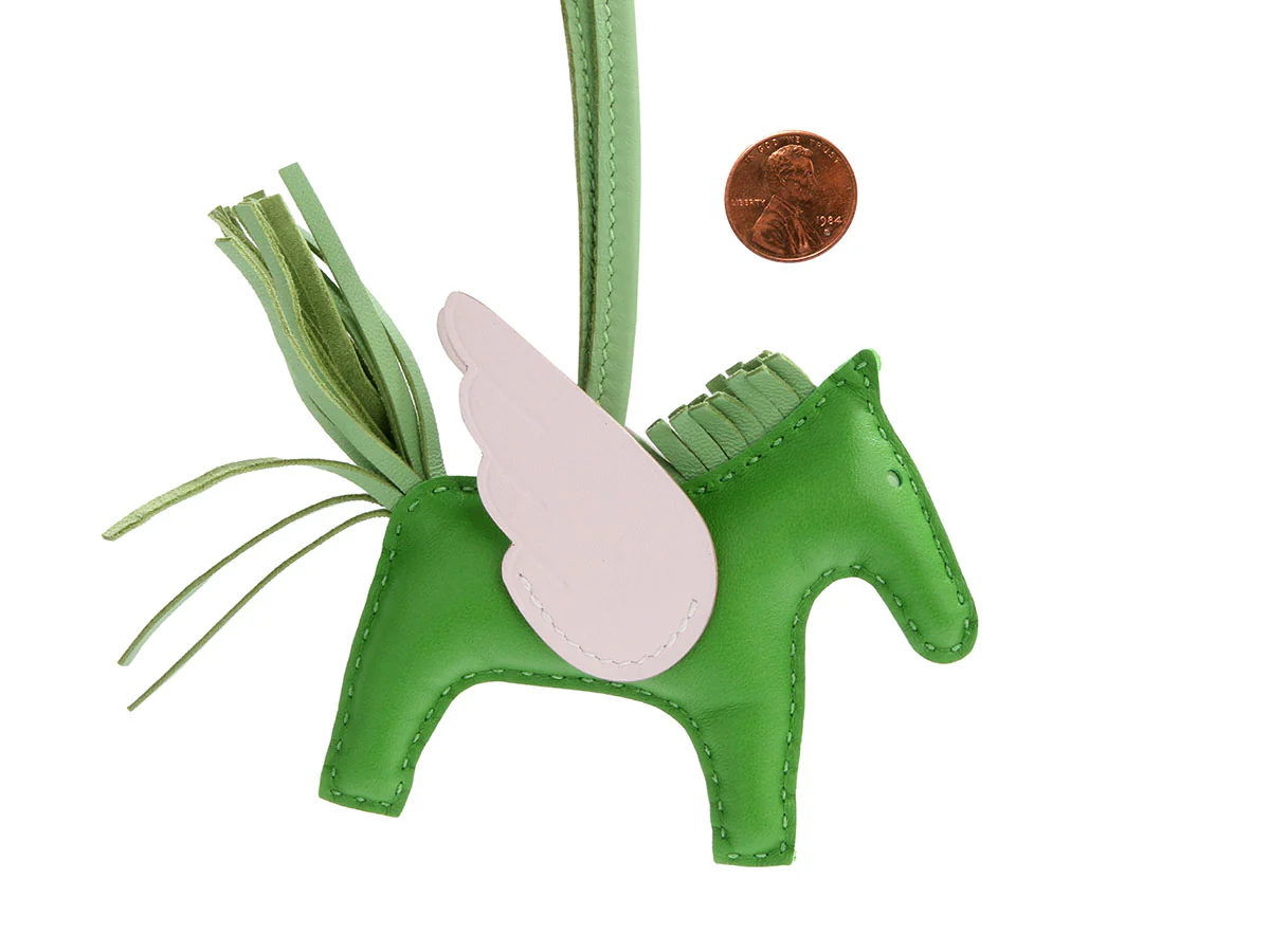 Hermès Vert Yucca Lambskin Rodeo Pégase PM - Image 4
