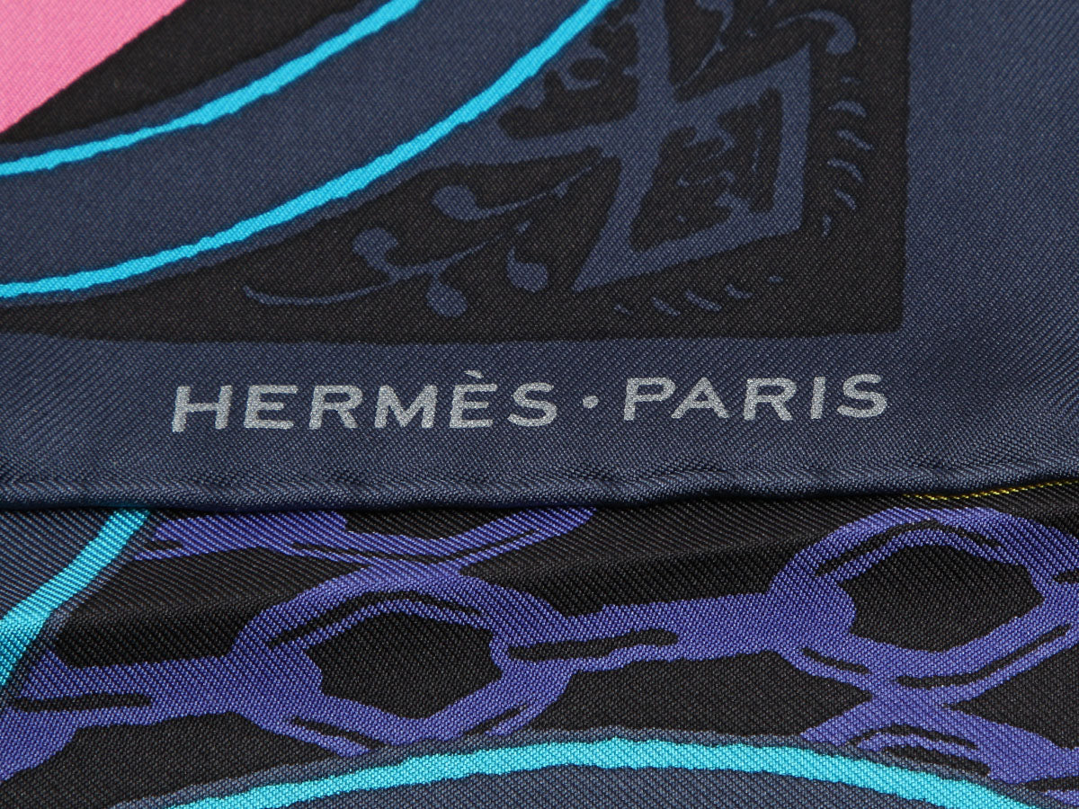 Hermès Jeu de Soie Silk Scarf 90cm - Image 3