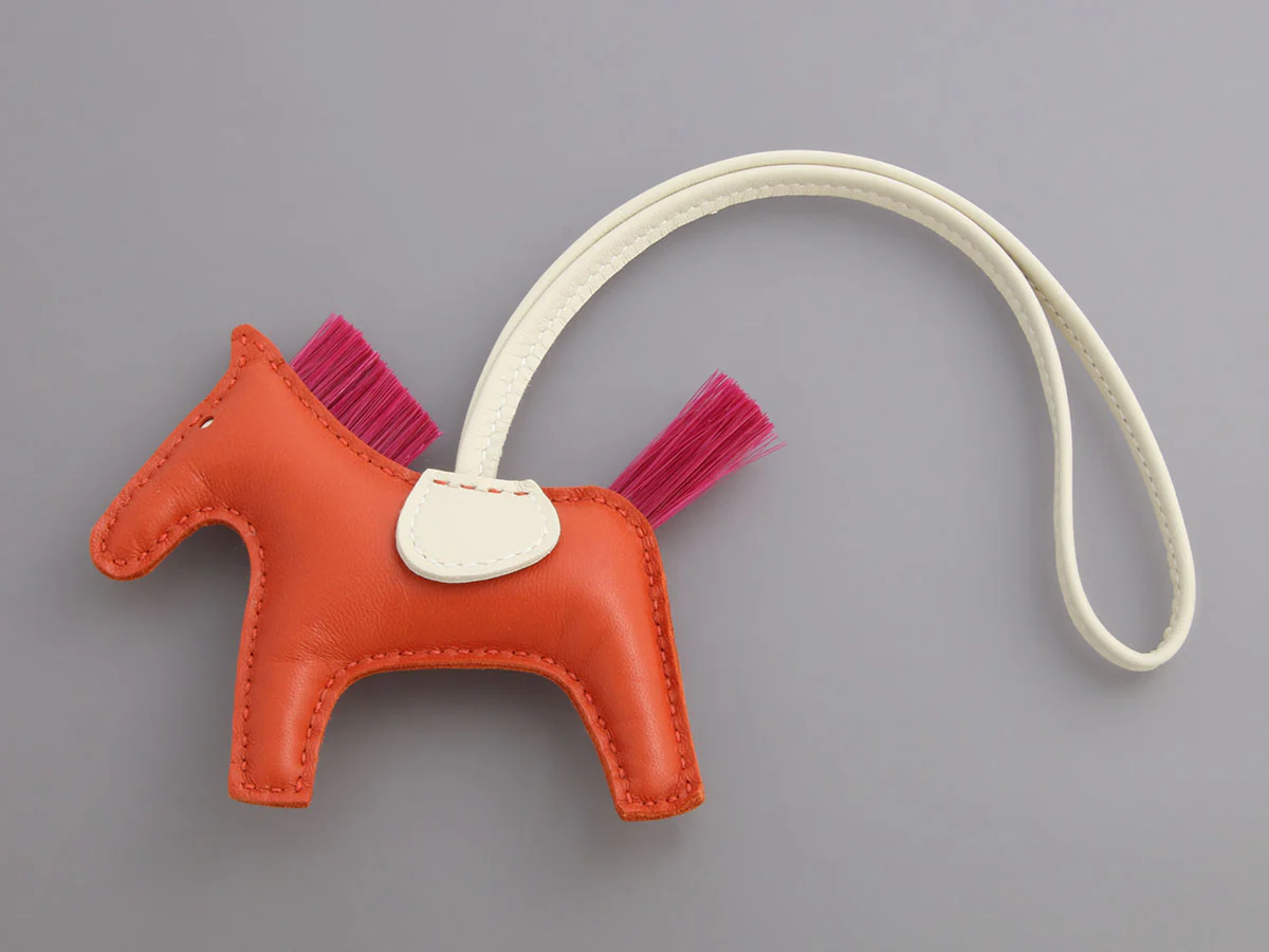 Hermès Cornaline Lambskin and Horsehair Rodeo PM - Image 3