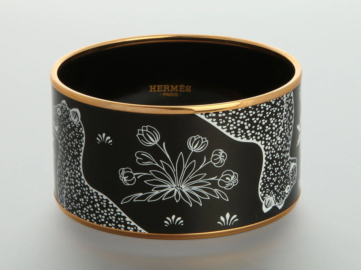 Hermès Extra Wide Les Léopards Enamel Bangle - Image 2