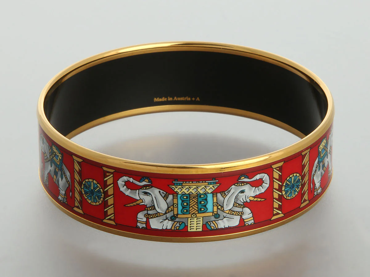 Hermès Wide Torana Elephant Enamel Bangle - Image 4