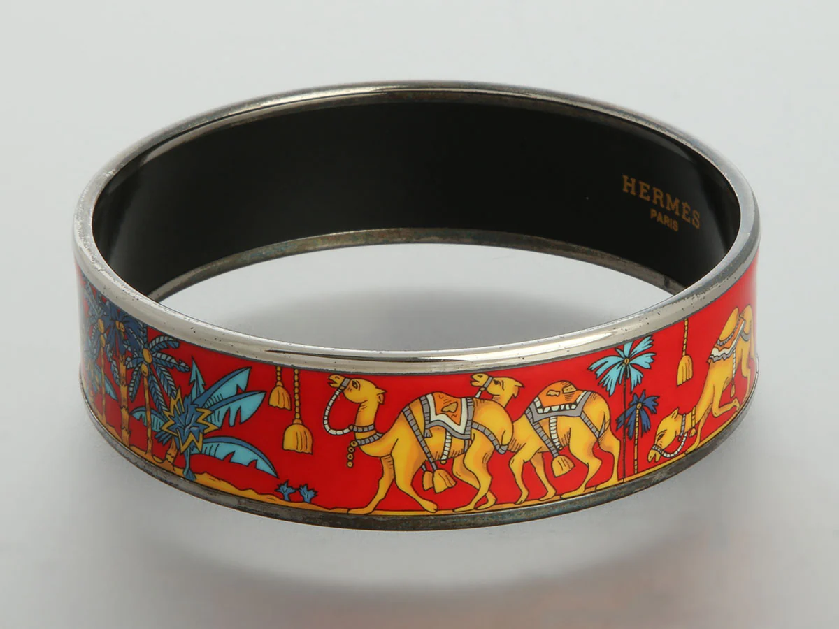 Hermès Wide Enamel Camel Bangle - Image 3