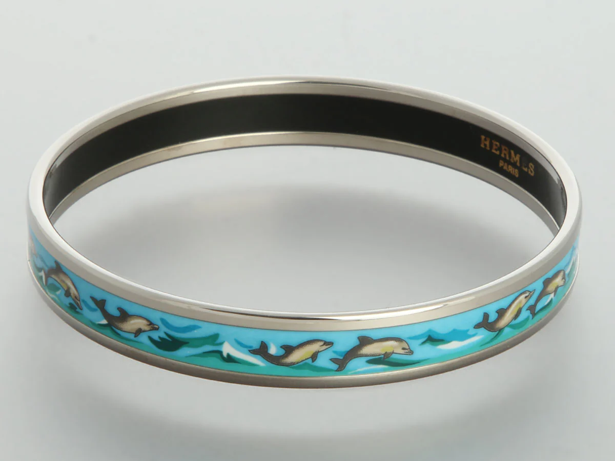 Hermès Narrow Enamel Dolphins Bangle - Image 3