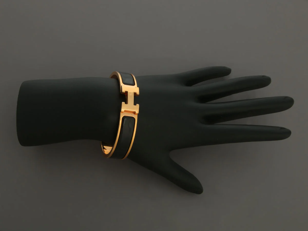 Hermès Narrow Black Clic-Clac Bracelet - Image 6