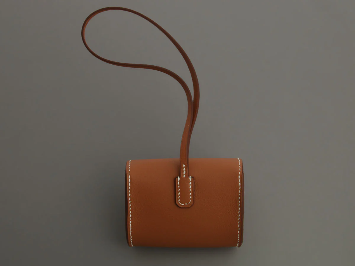 Hermès Gold Swift Kelly Festival Bag Charm - Image 3