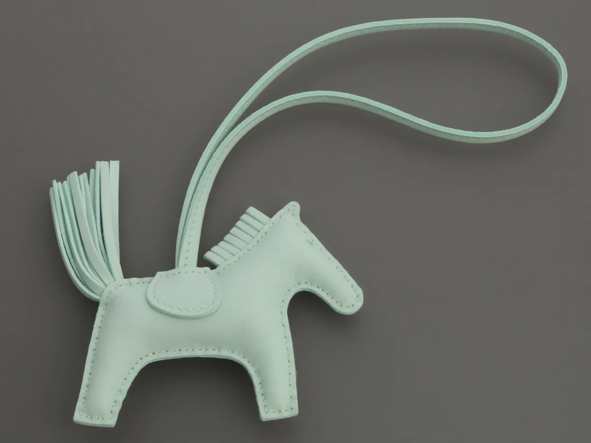 Hermès Vert Peppermint Lambskin Grigri Rodeo Bag Charm PM - Image 2