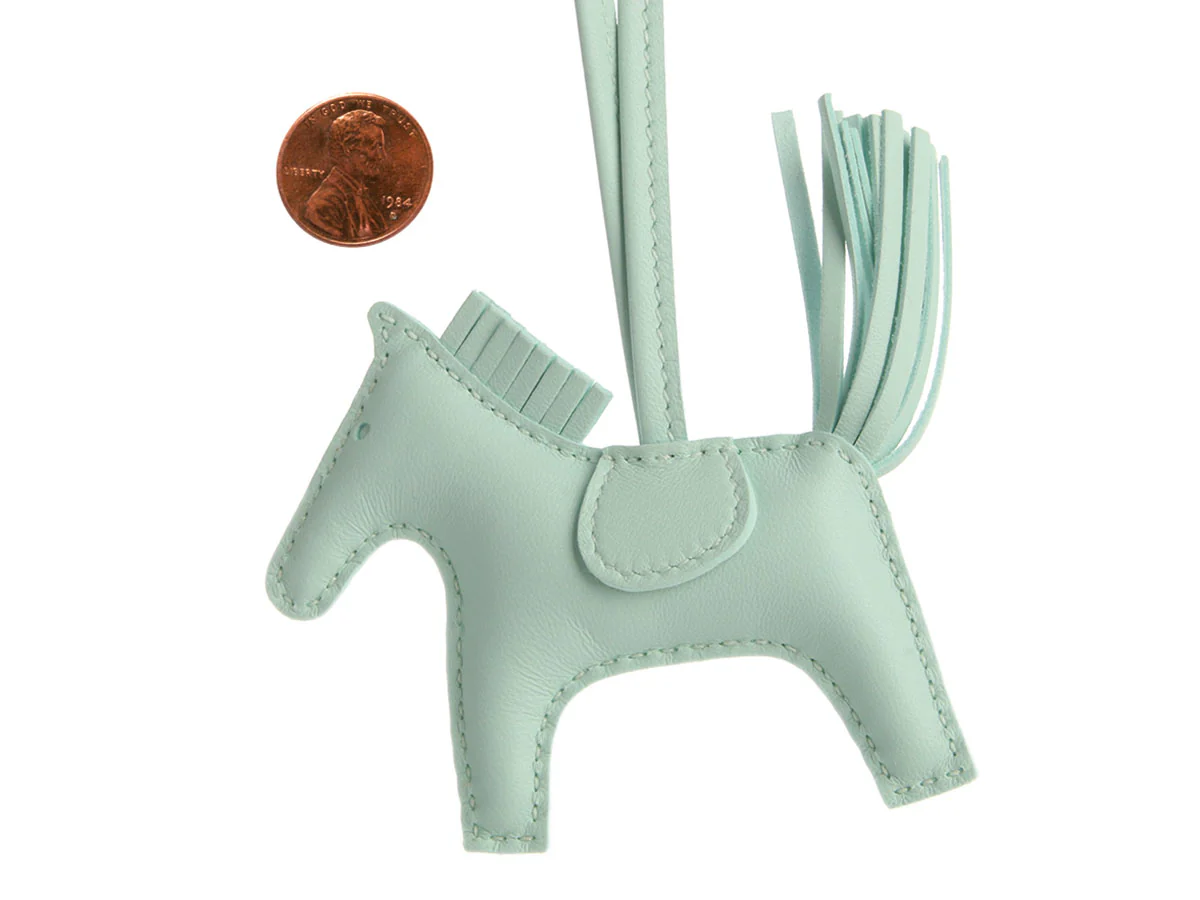 Hermès Vert Peppermint Lambskin Grigri Rodeo Bag Charm PM - Image 5