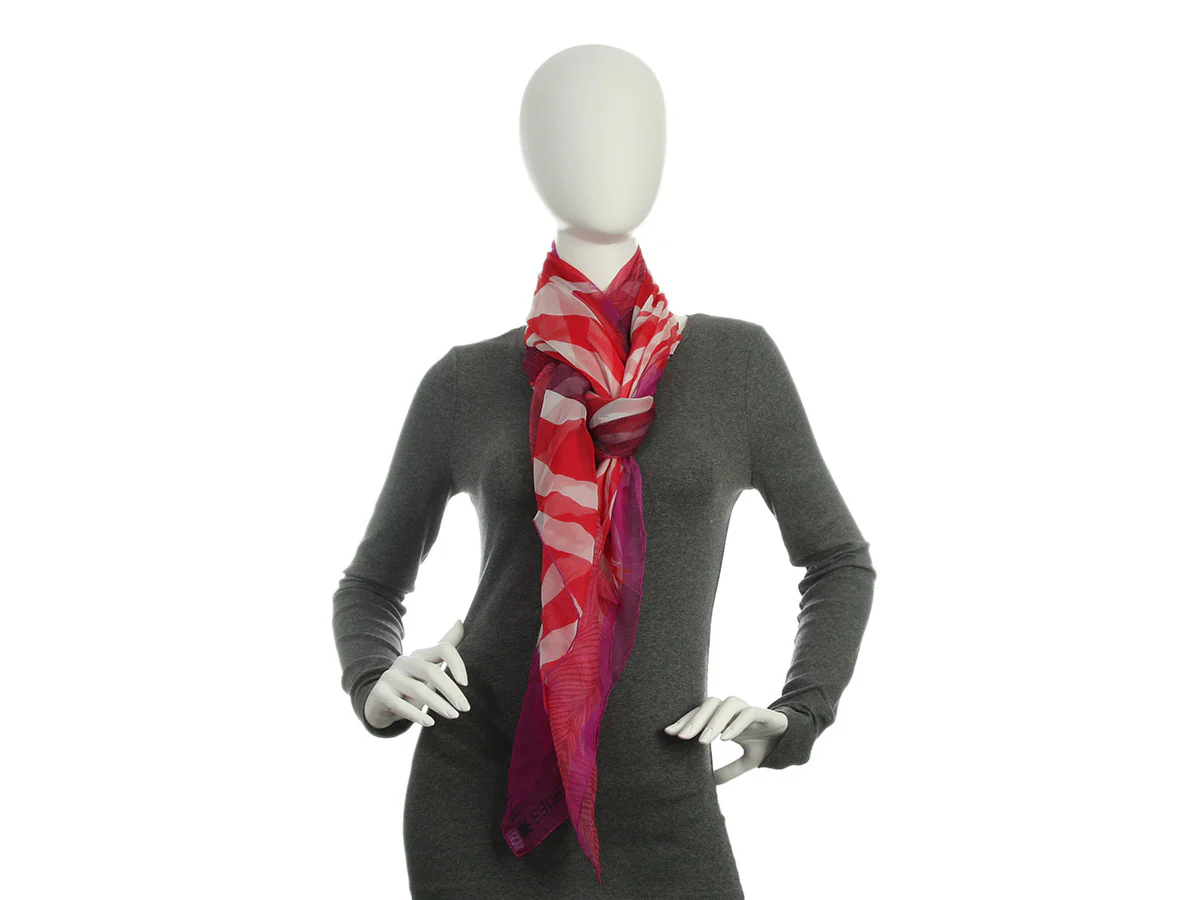 Hermès Zebra Pegasus Mousseline Shawl 140cm - Image 6