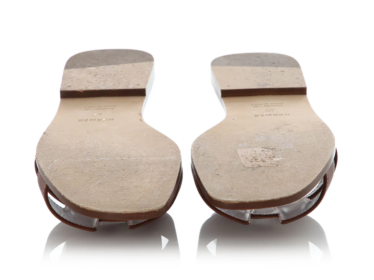 Hermès Gold Calfskin Oran Sandals - Image 6