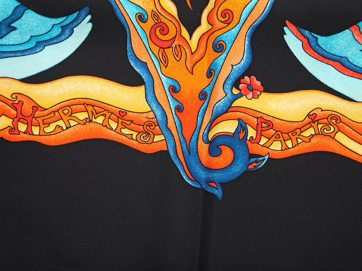 Hermès De Tout Coeur Silk Scarf 90cm - Image 3