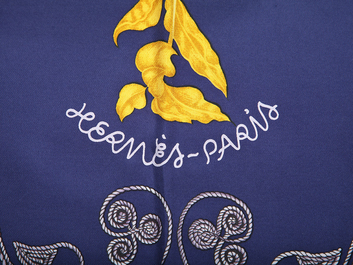 Hermès Arabesques Silk Scarf 90cm - Image 2
