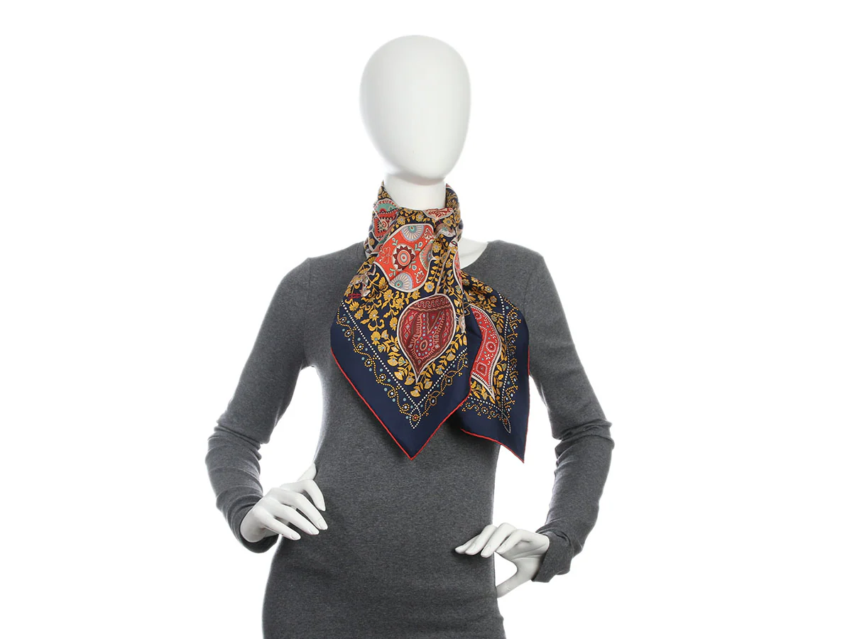 Hermès L'Arbre de Vie Silk Scarf 90cm - Image 6