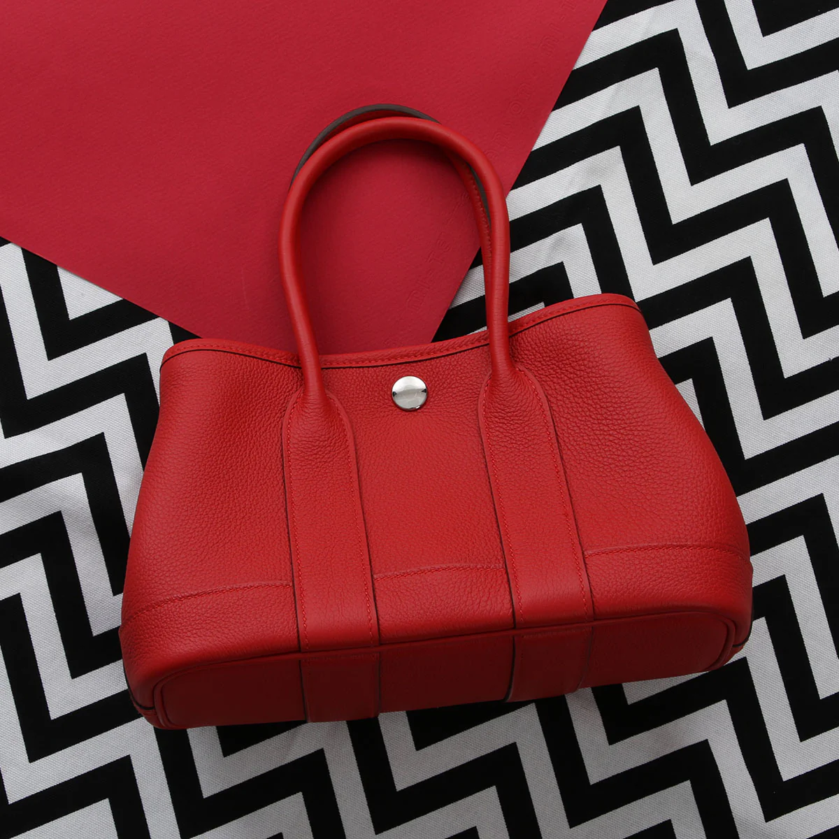Hermès Rouge Radieux Togo Garden Party Neo 23