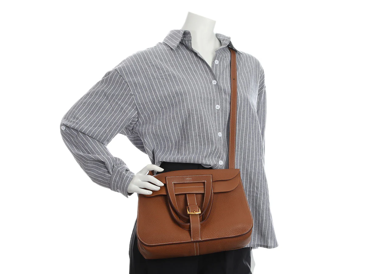 Hermès Gold Clémence Halzan 31 - Image 10