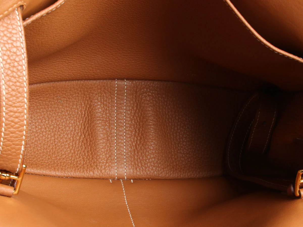 Hermès Gold Clémence Halzan 31 - Image 9