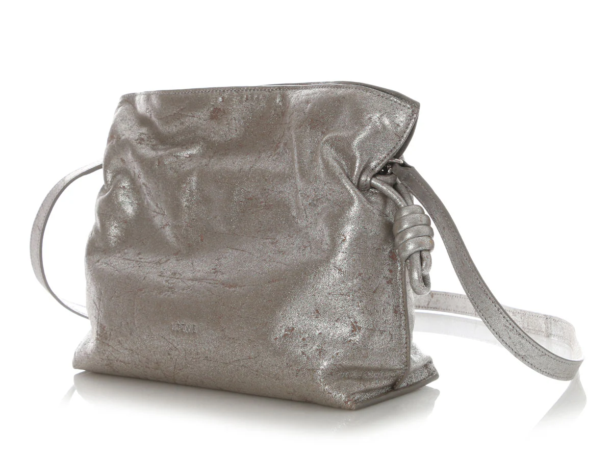 Loewe Medium Distressed Silver Lambskin Flamenco Bag - Image 3