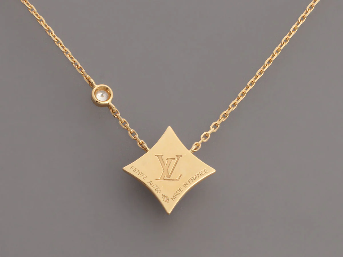 Louis Vuitton 18K Yellow Gold Onyx and Diamond Color Blossom BB Star Pendant Necklace - Image 3