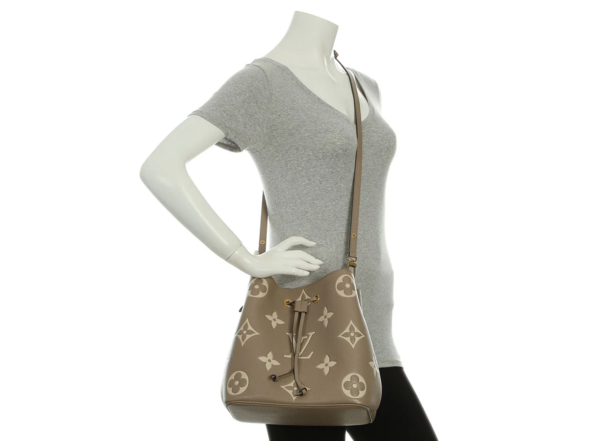 Louis Vuitton Dove and Cream Bicolor Monogram Empreinte NéoNoé MM - Image 10