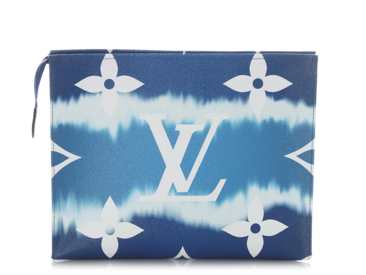 Louis Vuitton Escale Toiletry 26