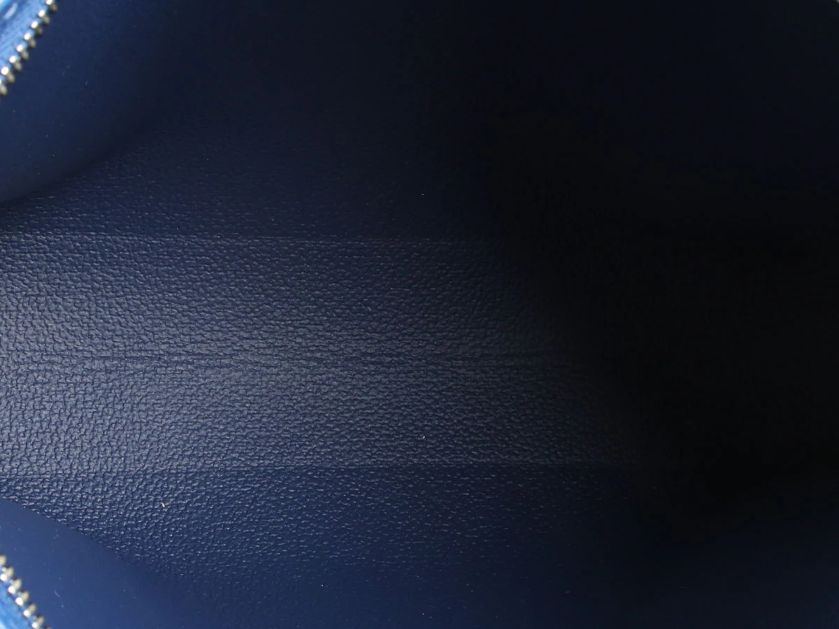 Louis Vuitton Escale Toiletry 26 - Image 8