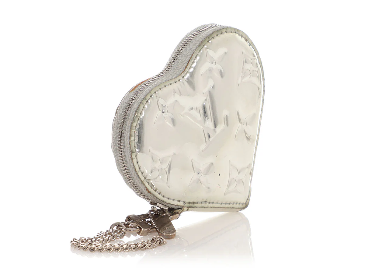 Louis Vuitton Silver Vernis Heart Coin Purse - Image 4
