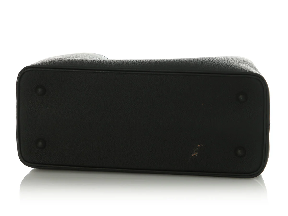 Louis Vuitton So Black Calfksin Capucines GM Souple - Image 6