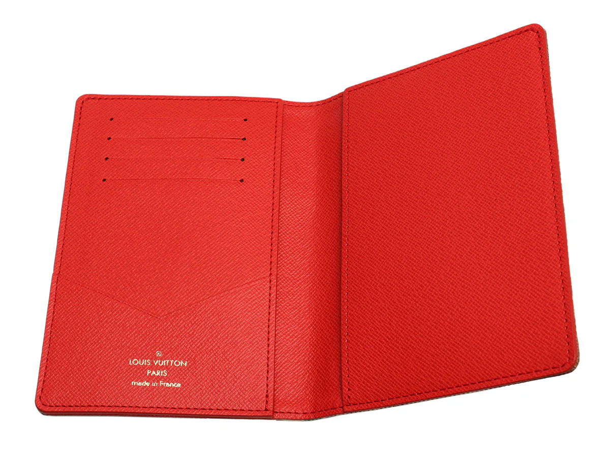 Louis Vuitton Flight Mode Passport Cover - Image 7