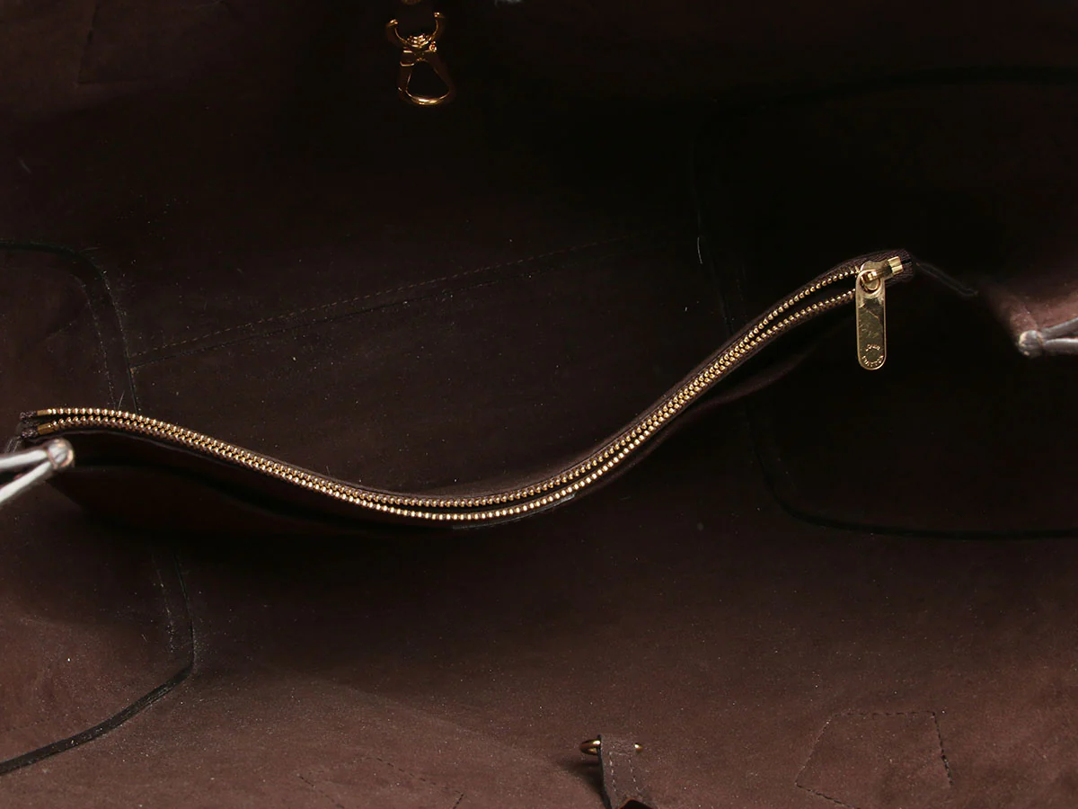 Louis Vuitton Monogram and Black Kimono MM - Image 8