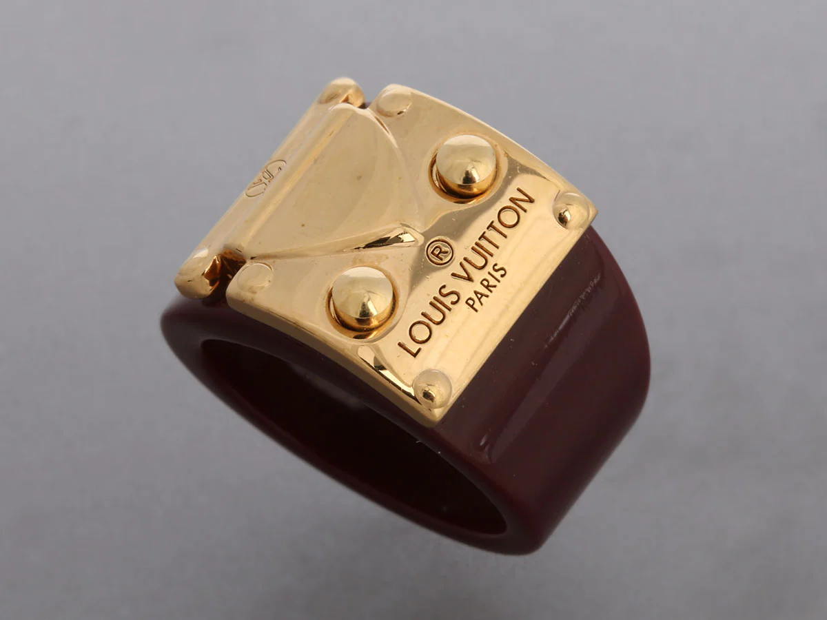 Louis Vuitton Maroon Lock Me Ring - Image 3