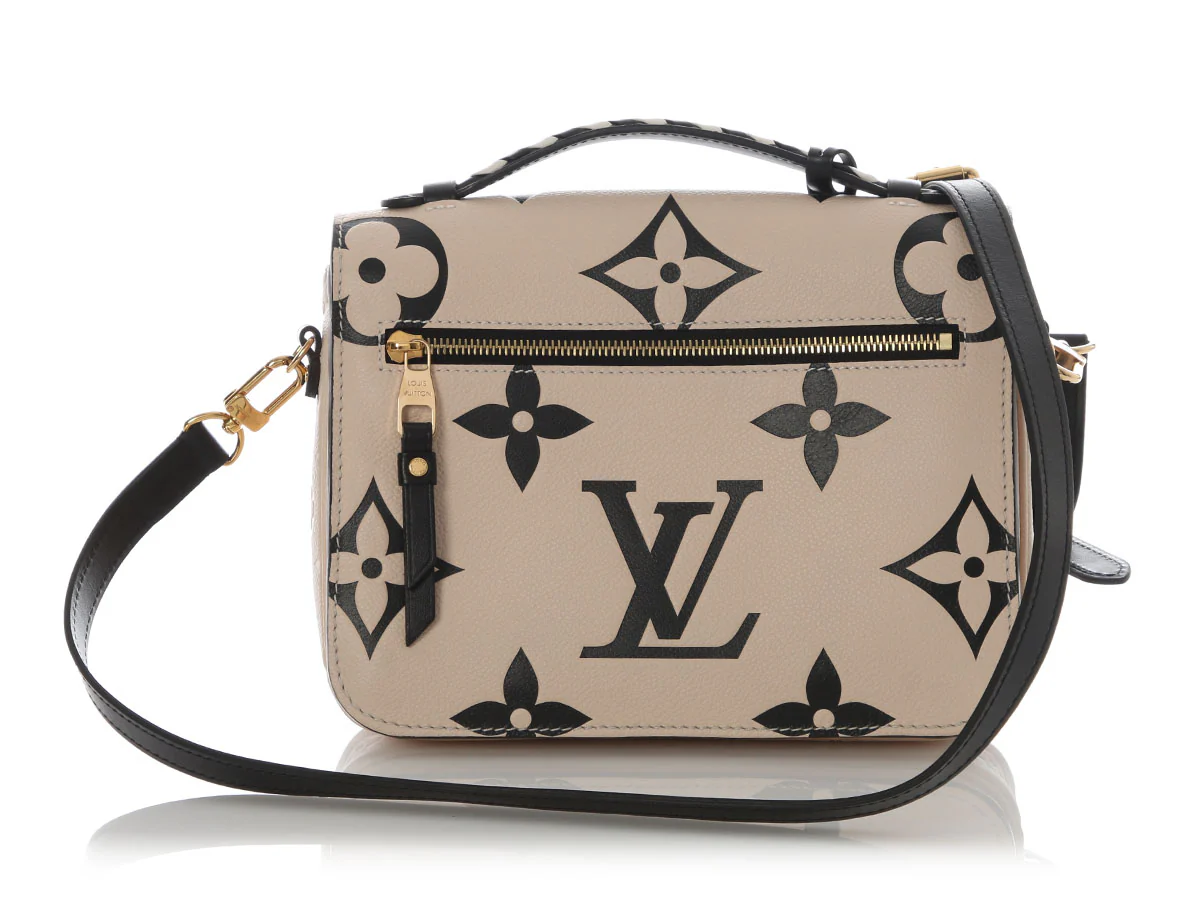 Louis Vuitton Giant Monogram Crafty Pochette Métis - Image 5