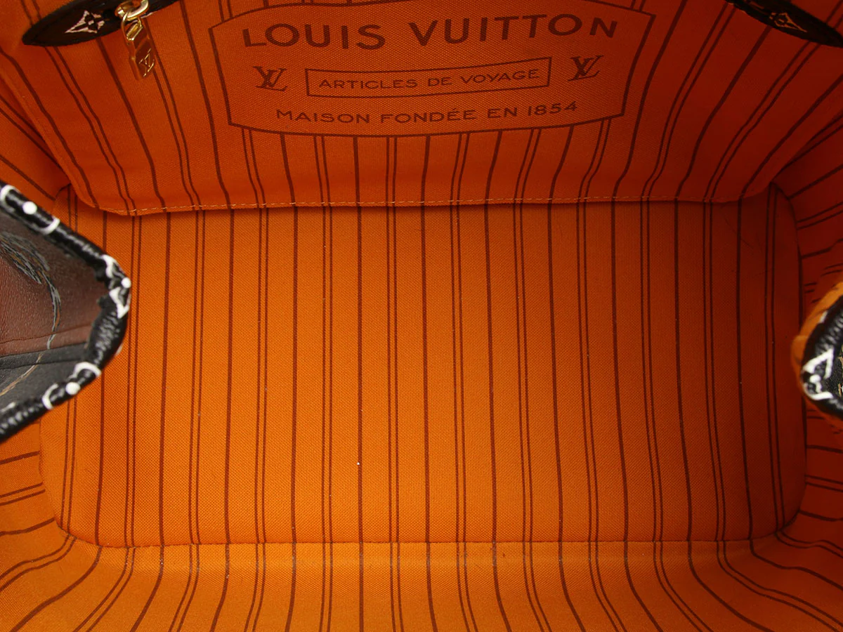 Louis Vuitton Giant Monogram Jungle Neverfull MM - Image 9