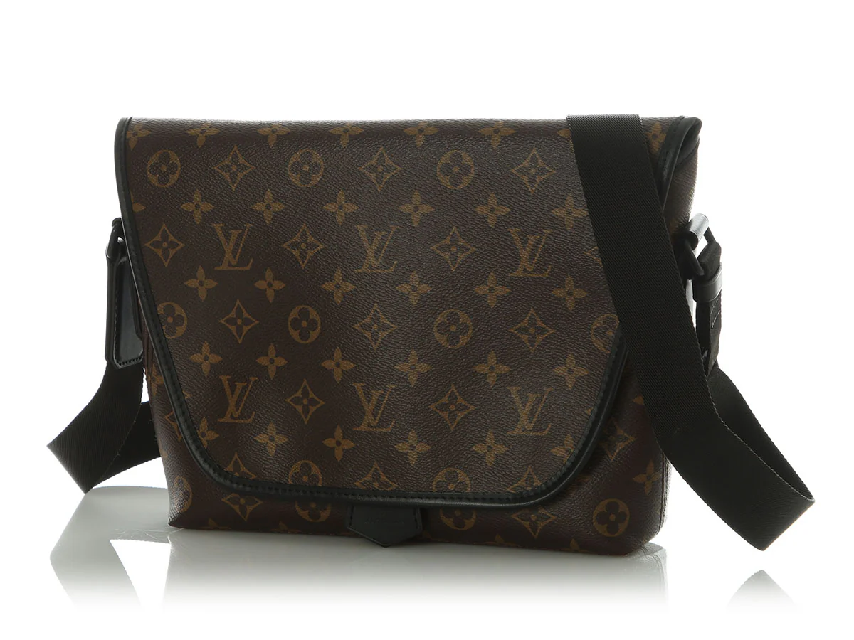 Louis Vuitton Monogram Macassar Canvas Magnetic Messenger Bag - Image 2