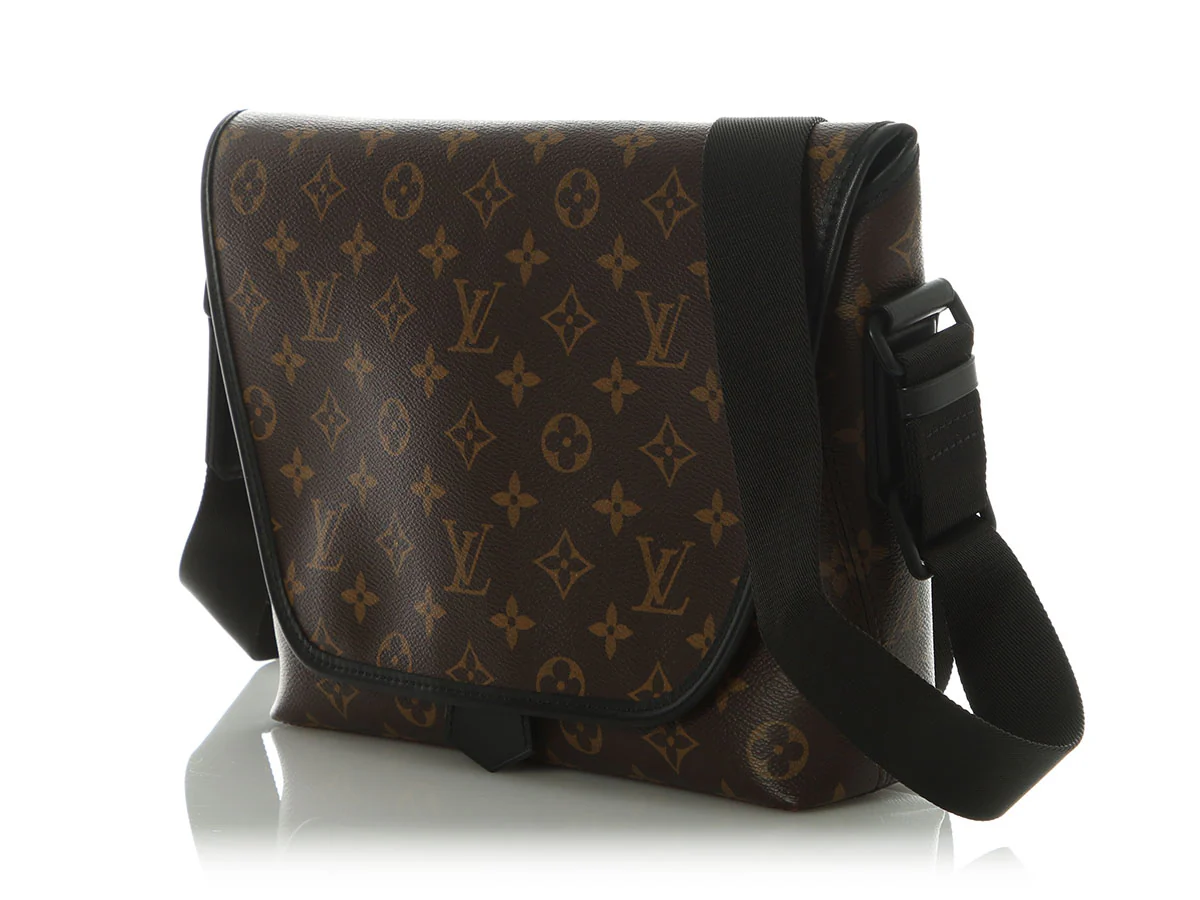Louis Vuitton Monogram Macassar Canvas Magnetic Messenger Bag - Image 3