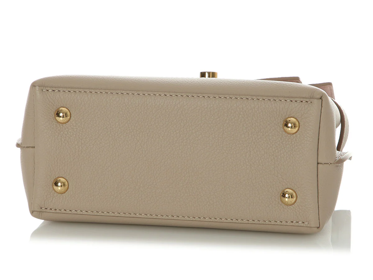 Louis Vuitton Mini Beige Lockme - Image 6