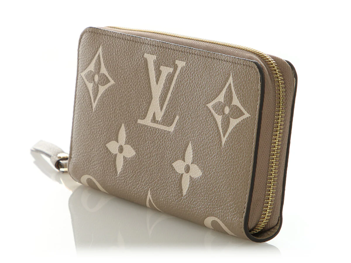 Louis Vuitton Dove and Cream Bicolor Monogram Empreinte Leather Zippy Wallet - Image 3