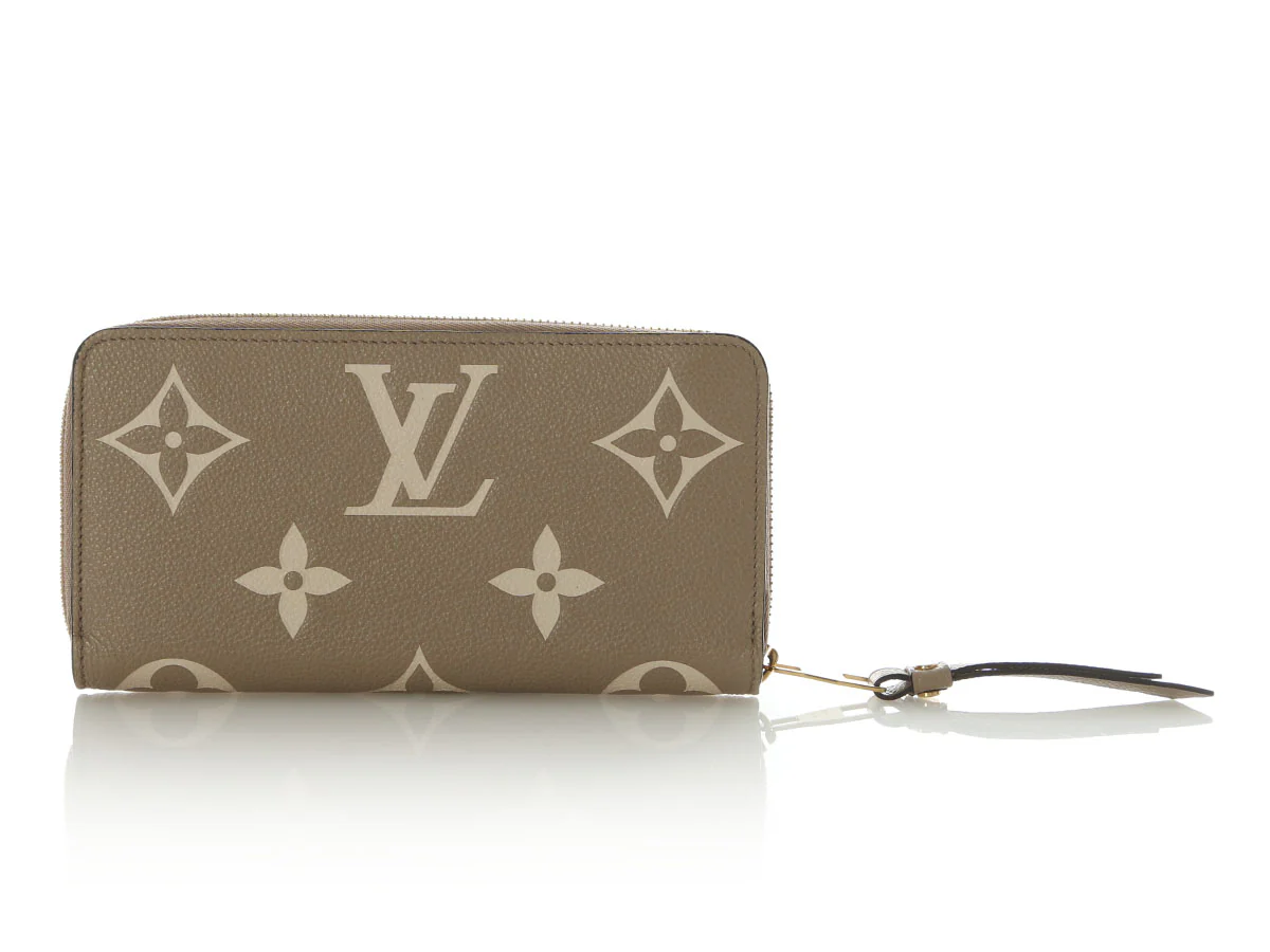 Louis Vuitton Dove and Cream Bicolor Monogram Empreinte Leather Zippy Wallet - Image 4