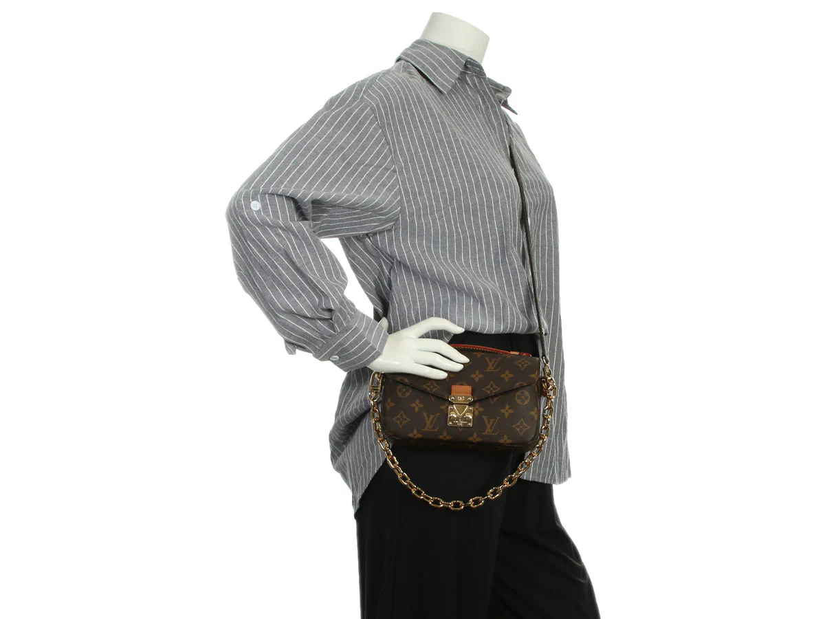 Louis Vuitton Monogram Pochette Métis East West - Image 9