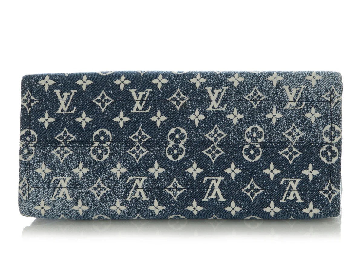 Louis Vuitton Blue Monogram Denim Onthego MM - Image 7