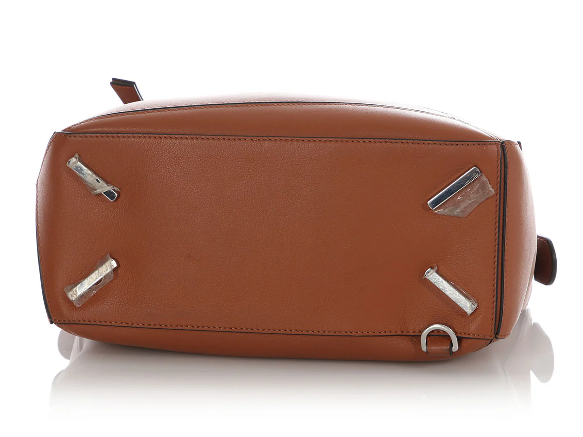 Loewe Medium Tan Puzzle Bag - Image 6