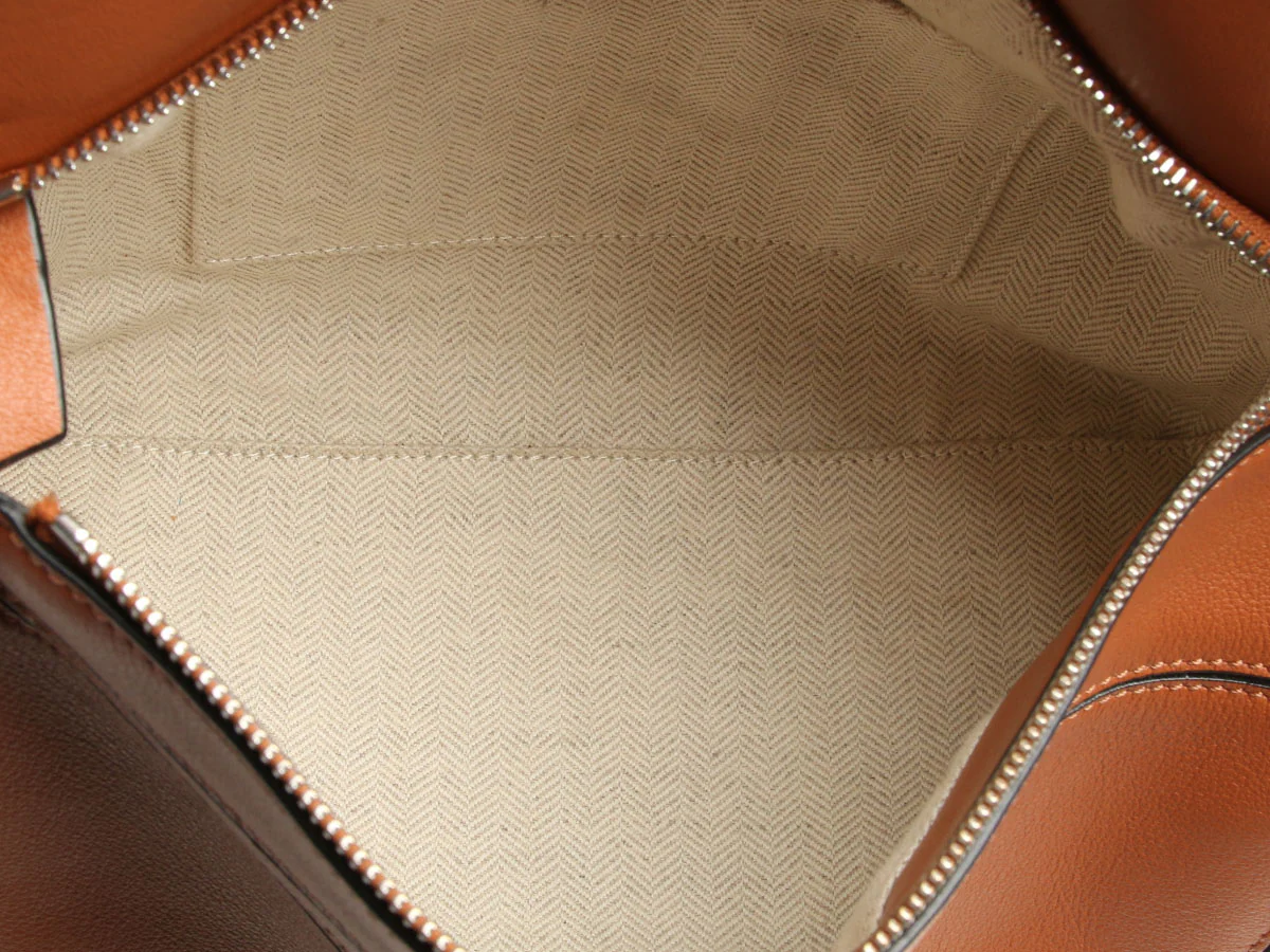 Loewe Medium Tan Puzzle Bag - Image 8