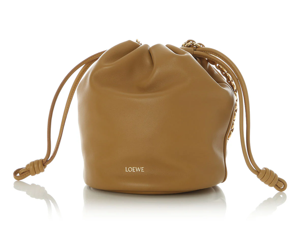 Loewe Medium Sahara Flamenco Bucket Bag - Image 2