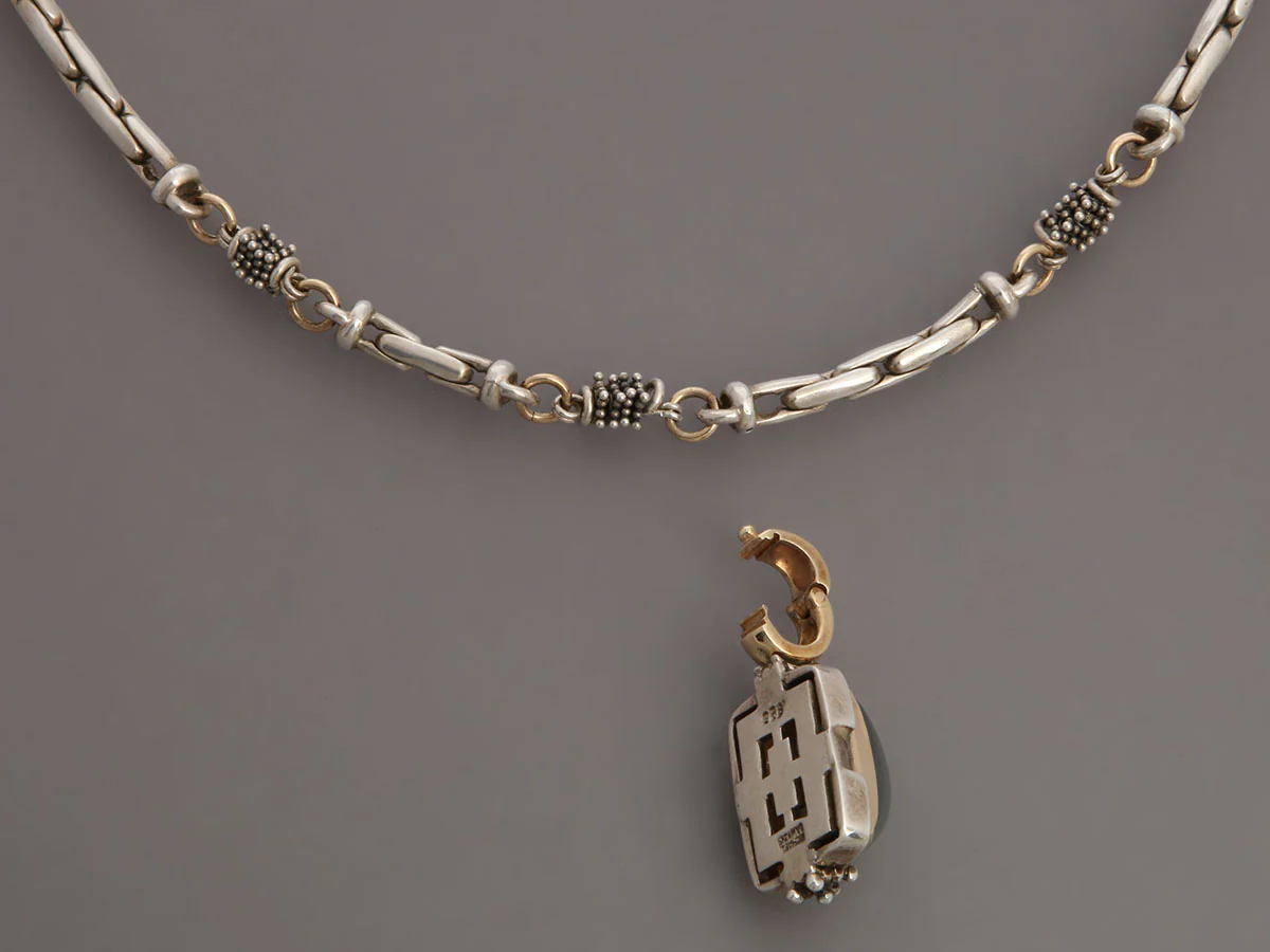 Micheal Dawkins Moonstone Pendant Necklace - Image 5