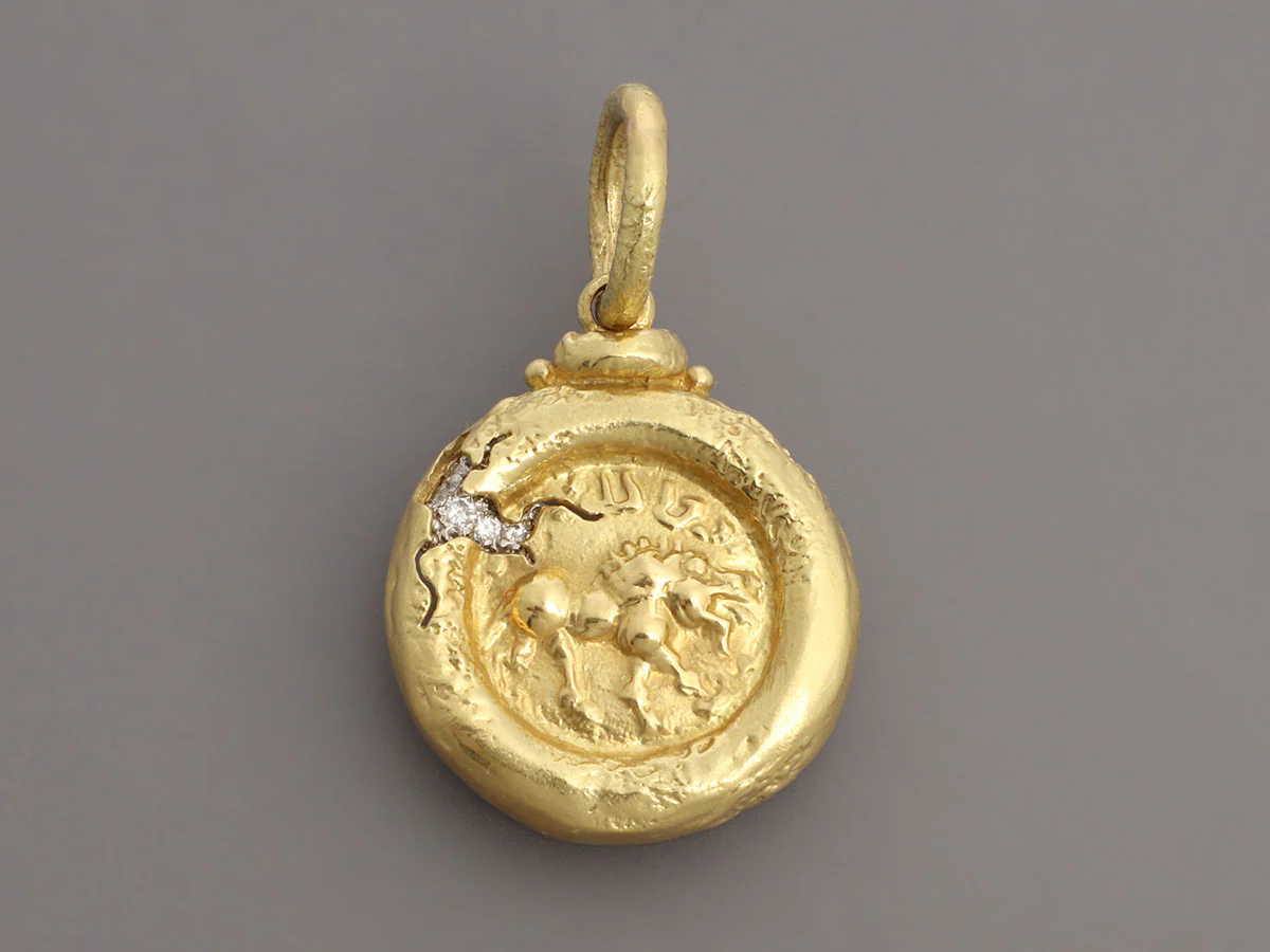 SeidenGang Two-Tone Diamond Cracked Medallion Pendant - Image 2